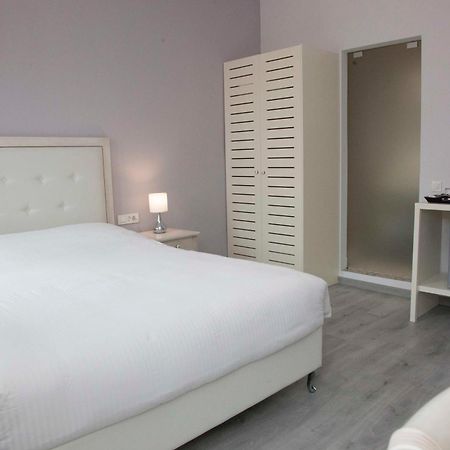 Shalom Luxury Rooms Kondilaki La Canea Exterior foto