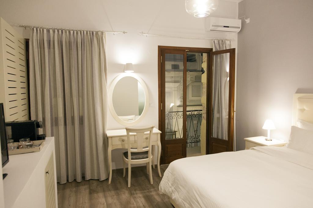 Shalom Luxury Rooms Kondilaki La Canea Habitación foto