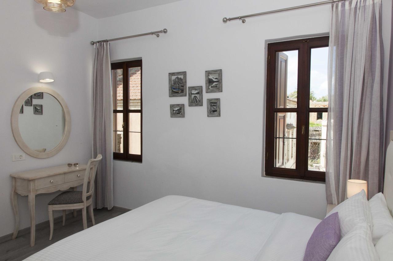 Shalom Luxury Rooms Kondilaki La Canea Exterior foto
