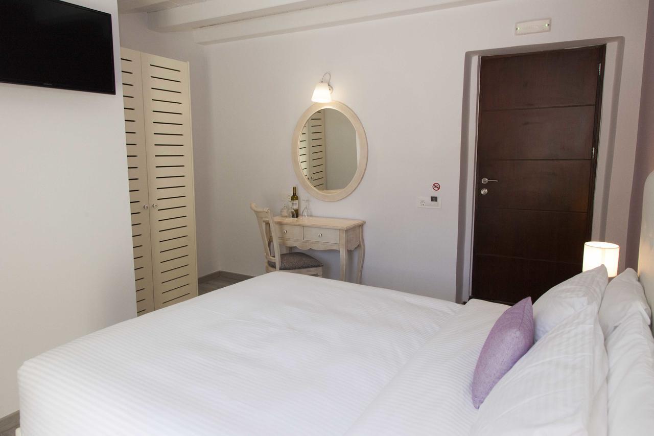 Shalom Luxury Rooms Kondilaki La Canea Exterior foto