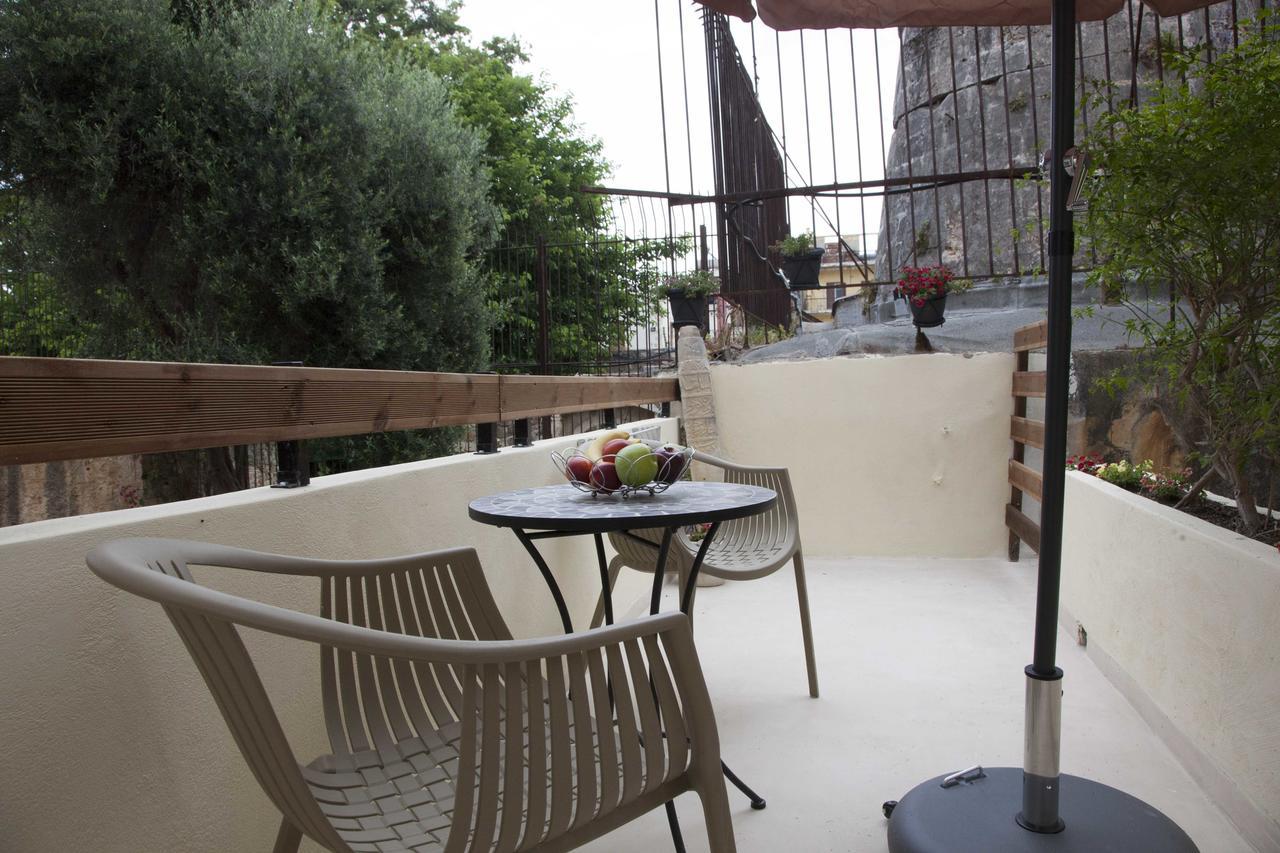 Shalom Luxury Rooms Kondilaki La Canea Exterior foto