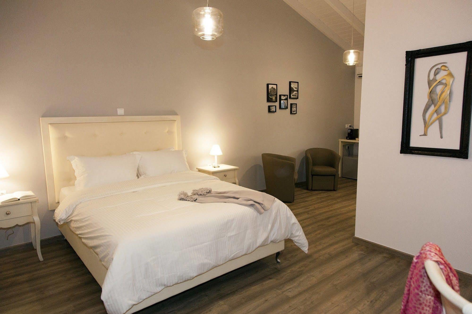 Shalom Luxury Rooms Kondilaki La Canea Exterior foto